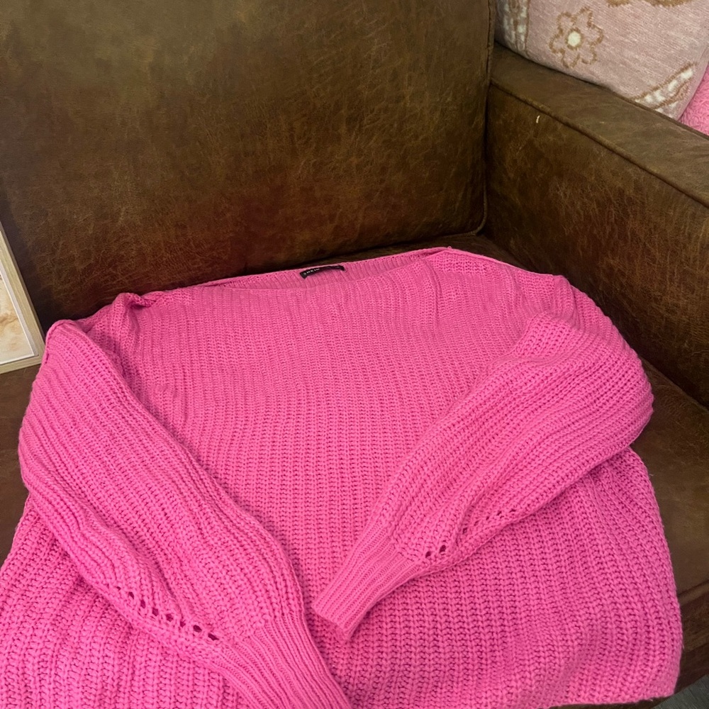 SHEIN Vibrant Pink Crew Neck Sweater